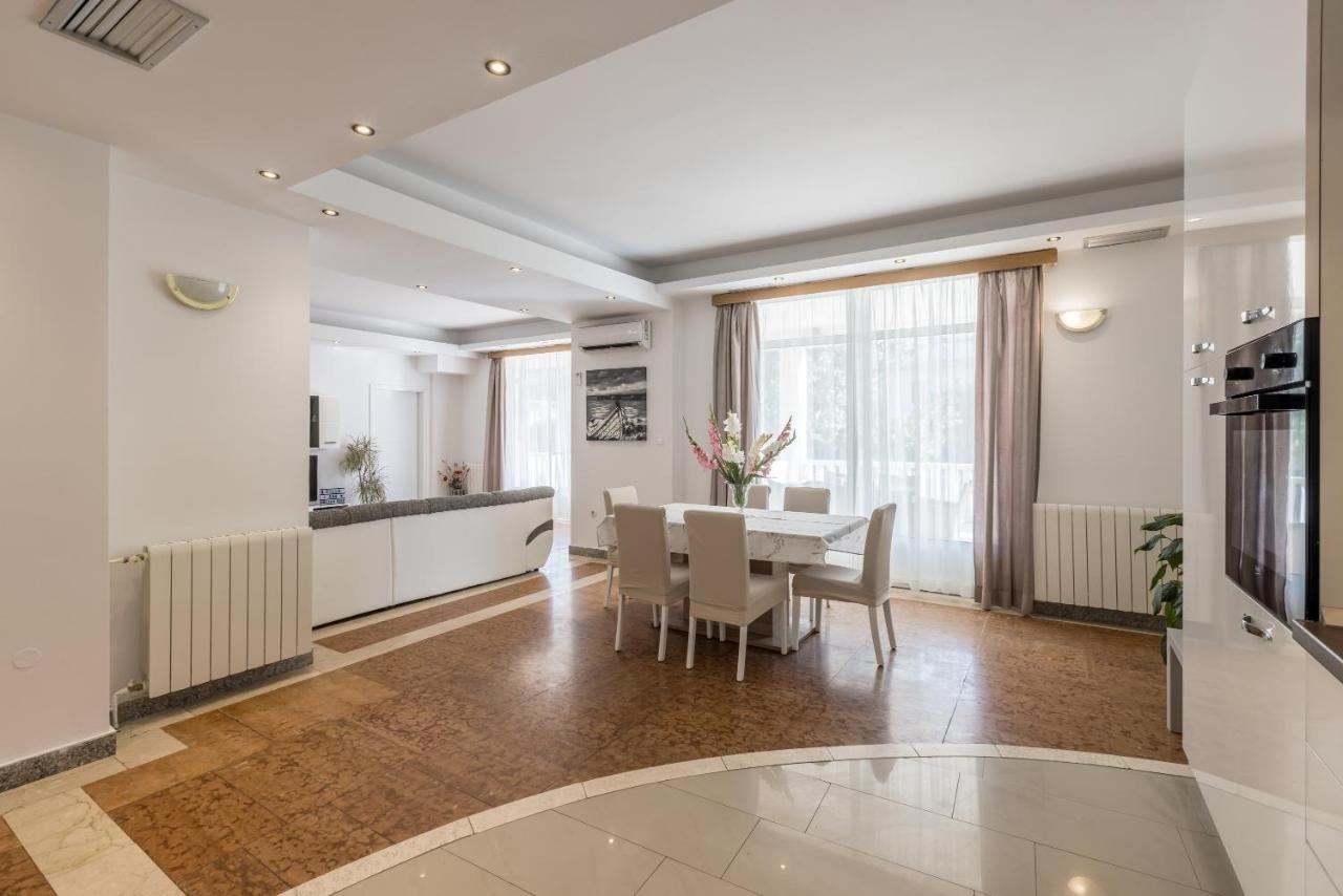 Apartments Ana Umljanovic Экстерьер фото