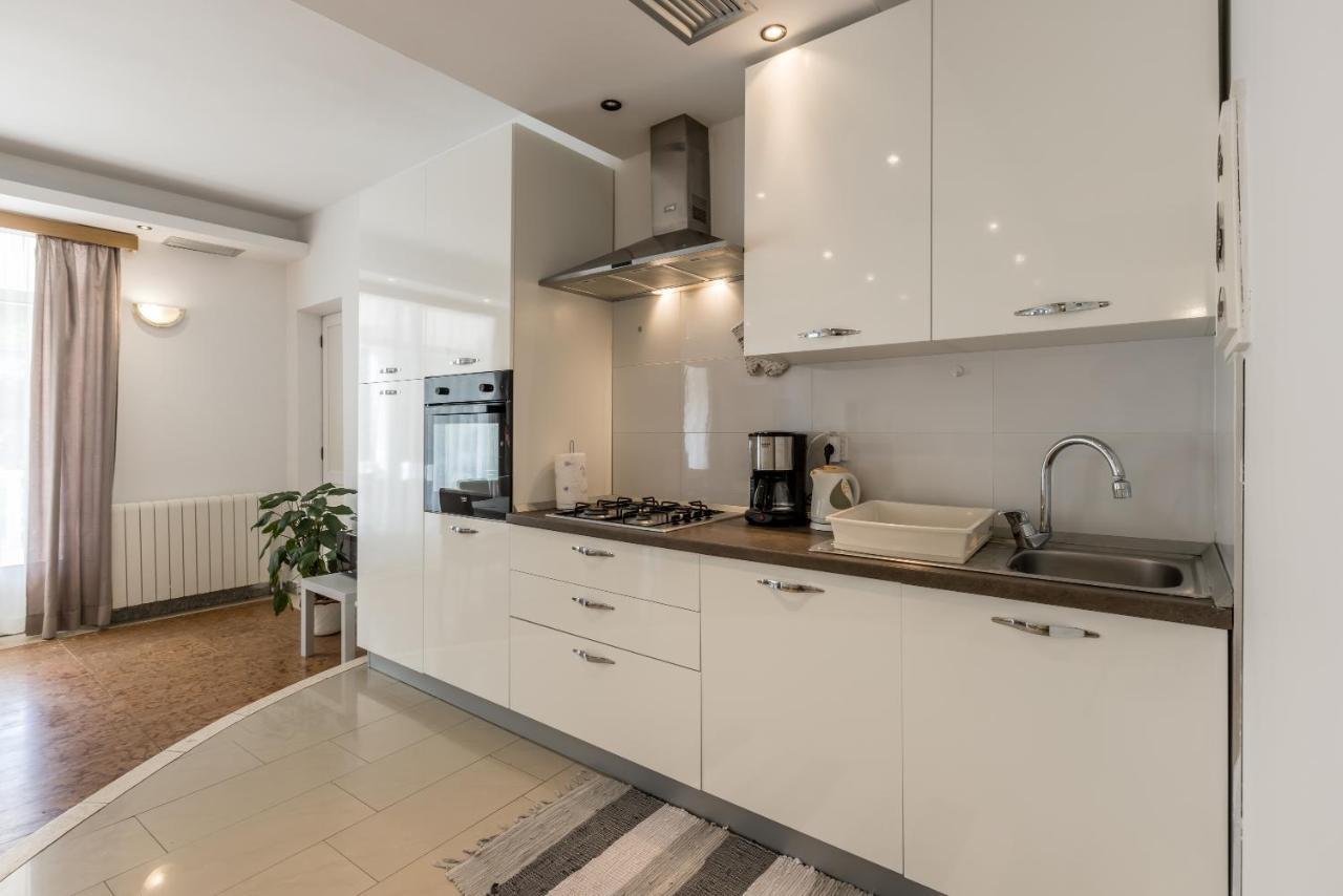 Apartments Ana Umljanovic Экстерьер фото