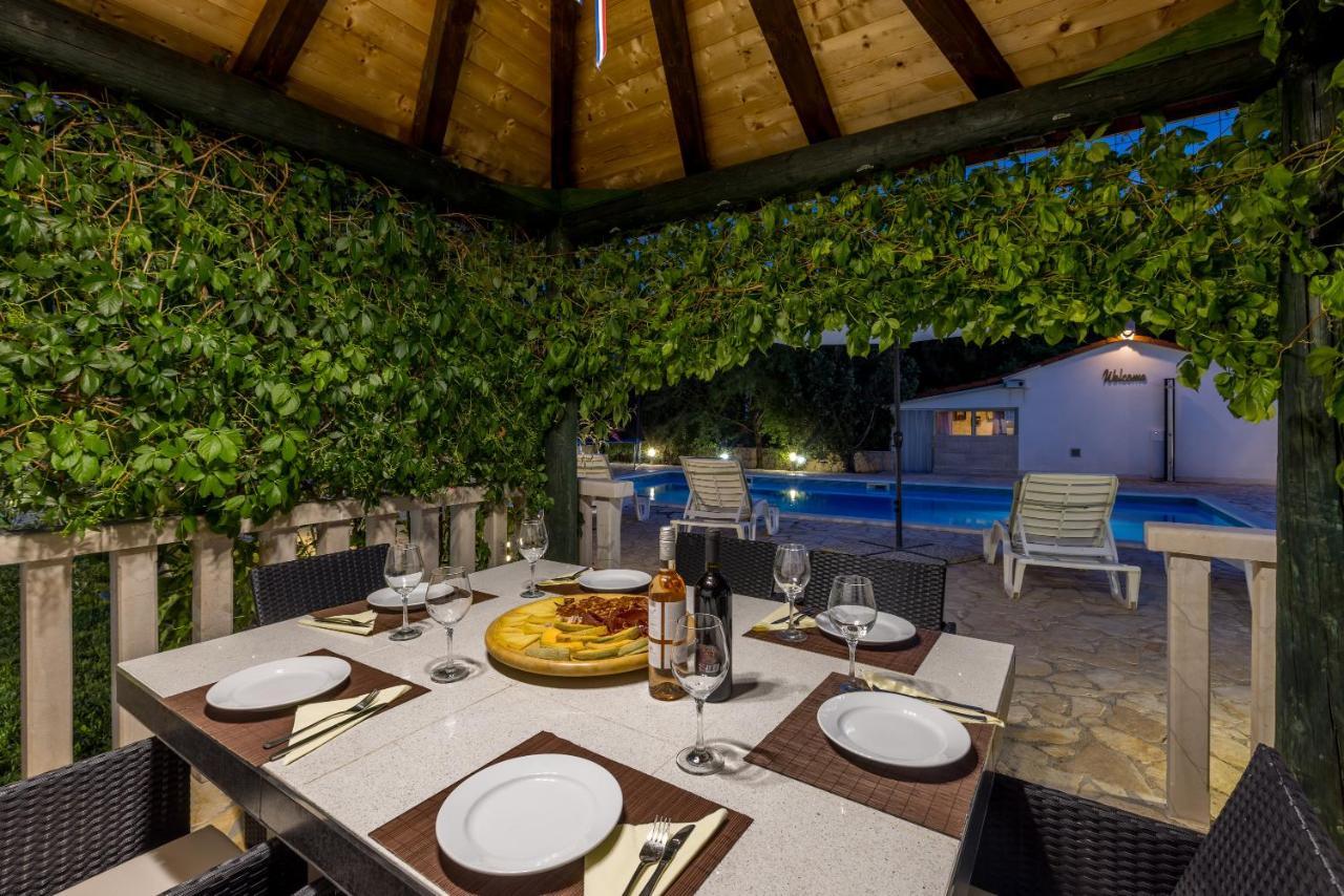 Apartments Ana Umljanovic Экстерьер фото