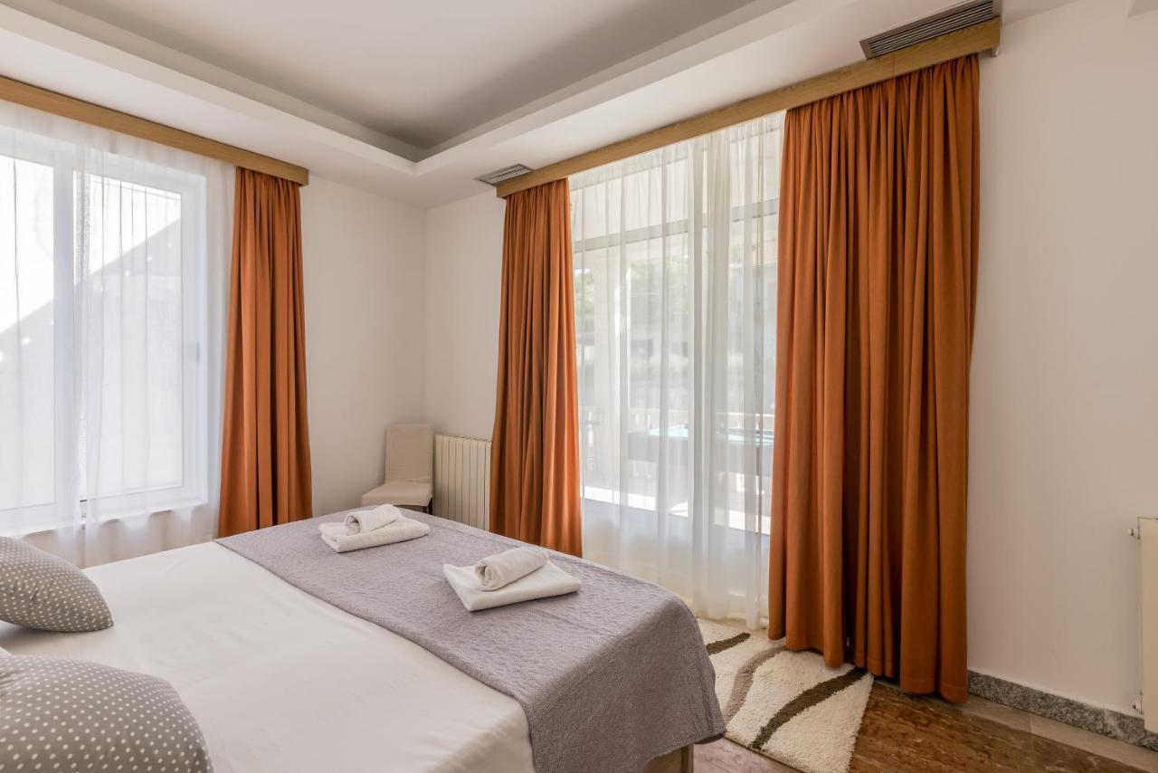 Apartments Ana Umljanovic Экстерьер фото