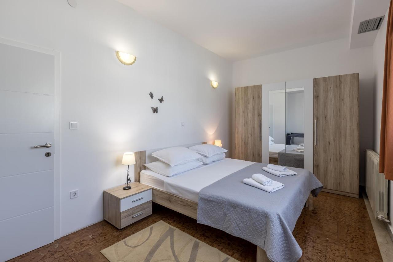 Apartments Ana Umljanovic Экстерьер фото
